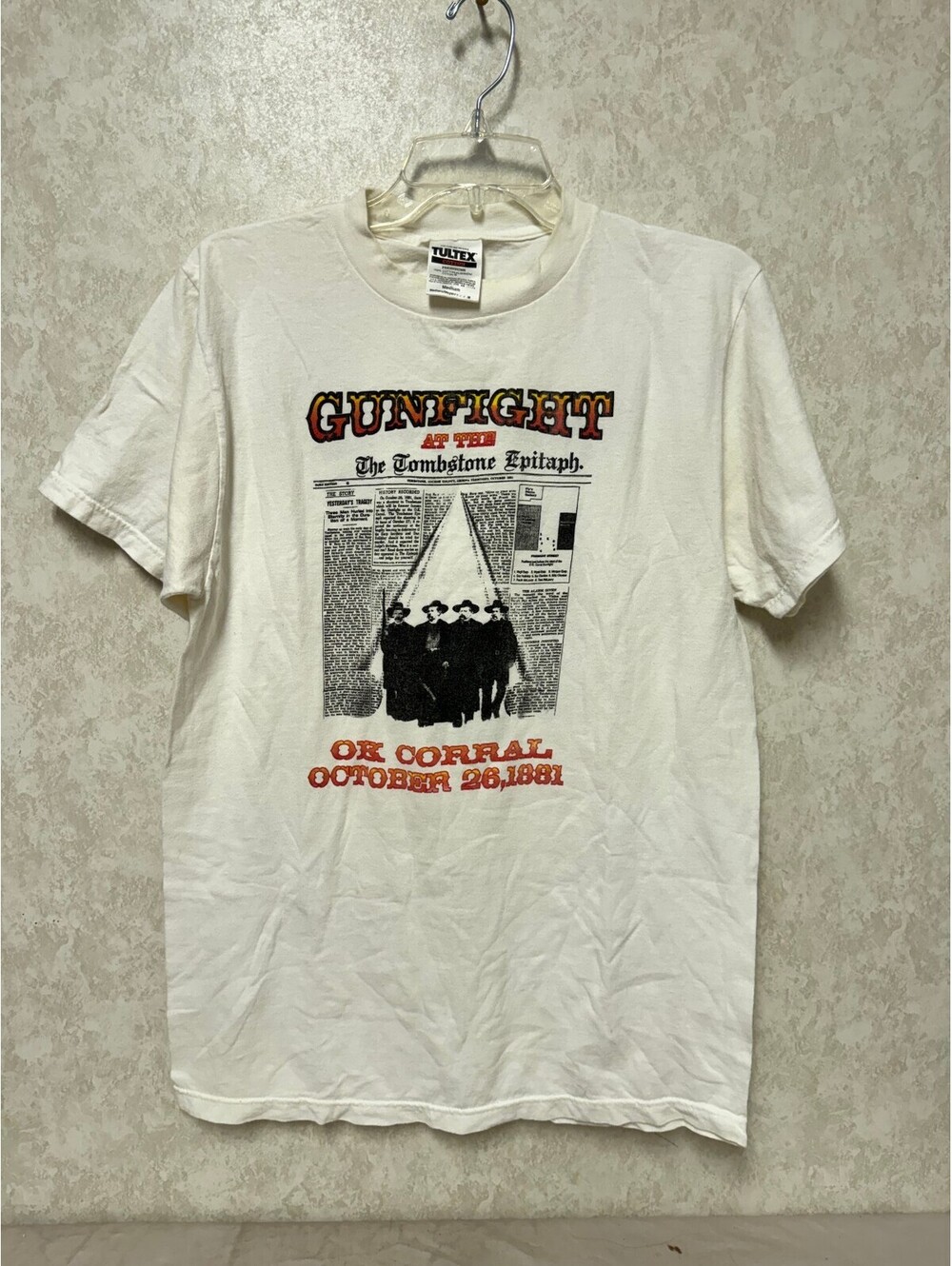 Tultex Vintage 1997 Tombstone OK Corral Gunfight Graphic T-Shirt White Medium